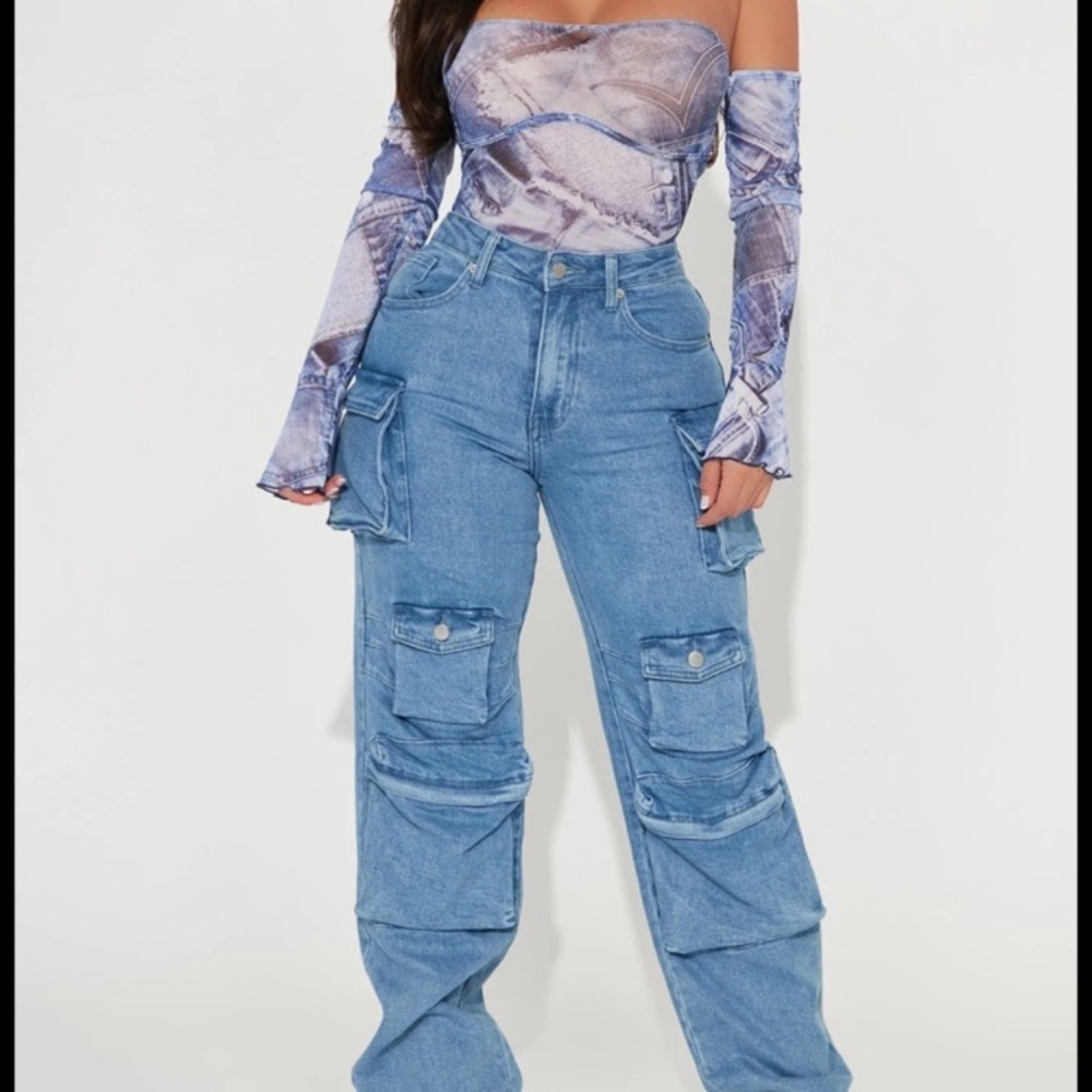 NWT. Fashion nova Denim Print Body Suit.